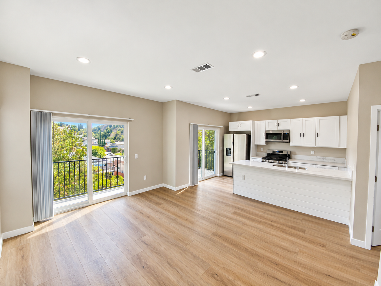 5409 Baja Dr - Photo 4 of 15