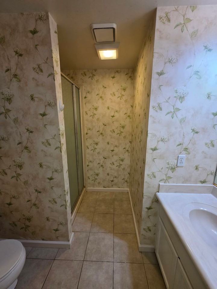 2828 S Court St - Photo 6 of 11