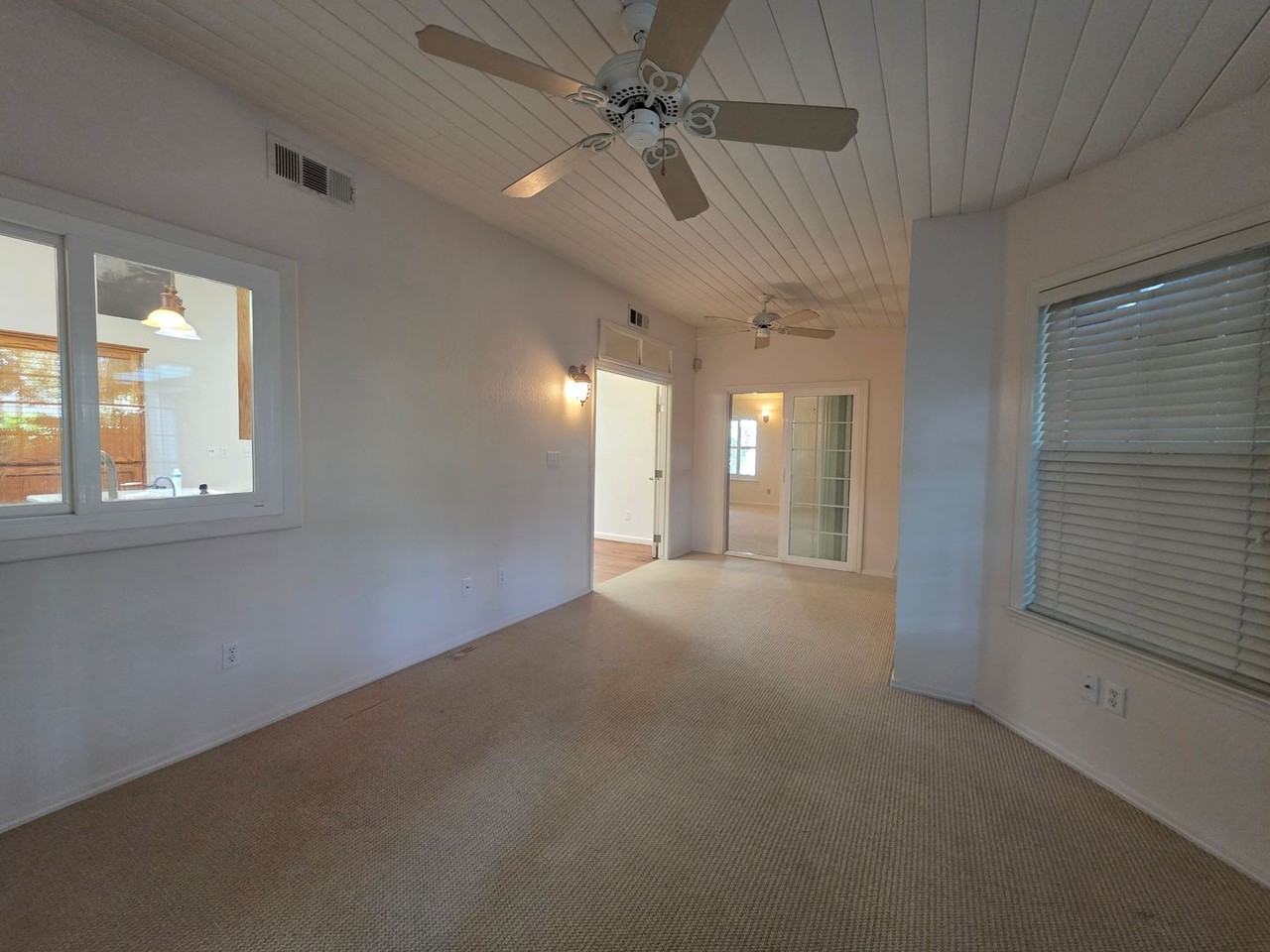 2828 S Court St - Photo 7 of 11