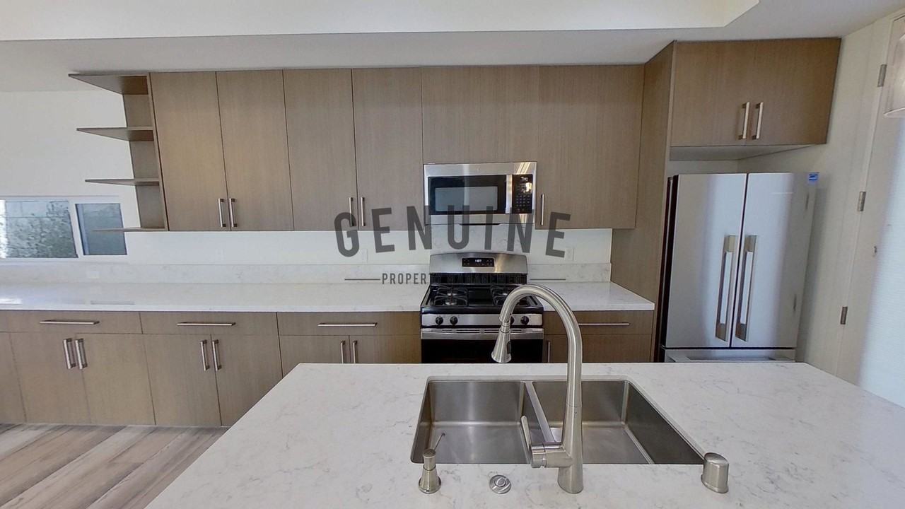 734 Lynn Ct - Photo 6 of 32