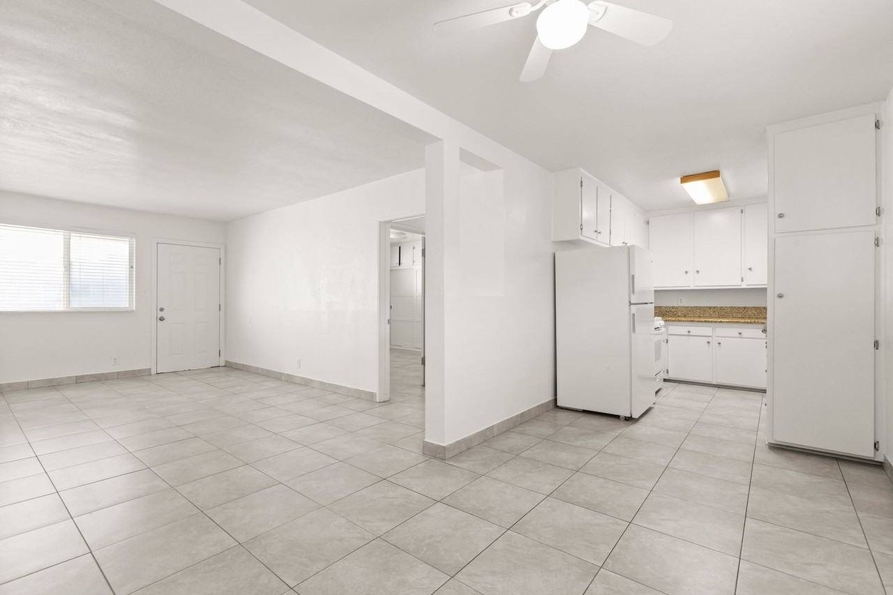 4846 Hazeltine Ave - Photo 4 of 13