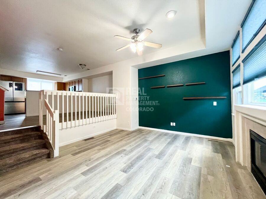 12027 Leyden St - Photo 3 of 15