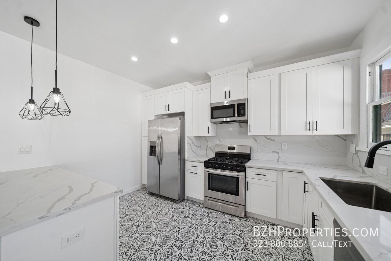643 1/2 S Cloverdale Ave - Photo 4 of 29