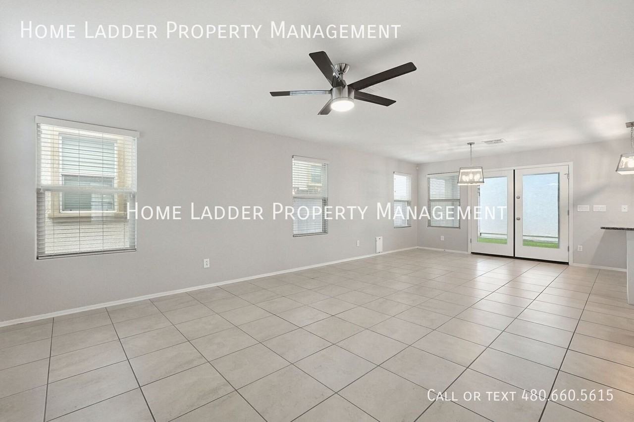 6843 E Posada Cir - Photo 7 of 41