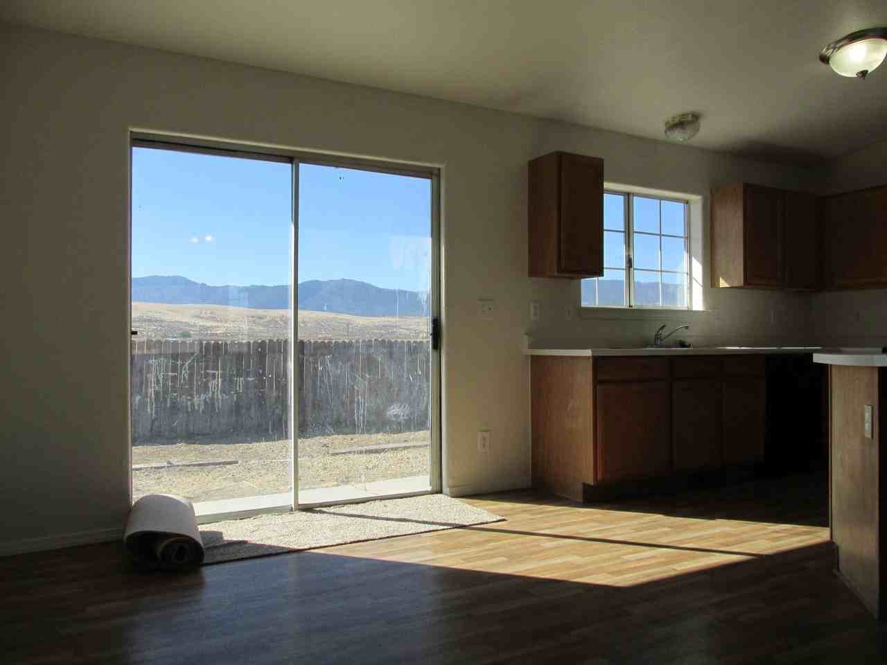 470-570 Cottonwood Rd - Photo 4 of 11