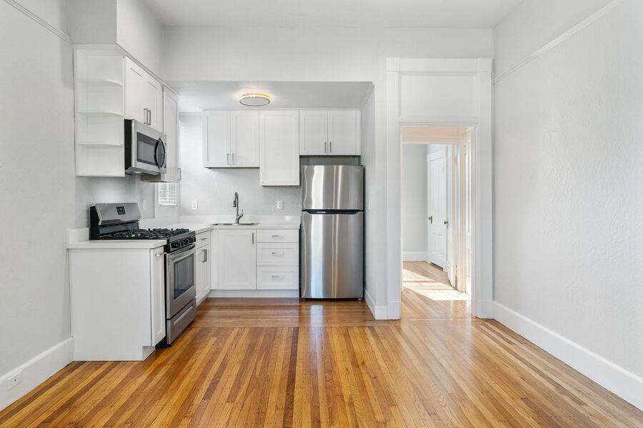 159 Emerson St #04 - Photo 4 of 32