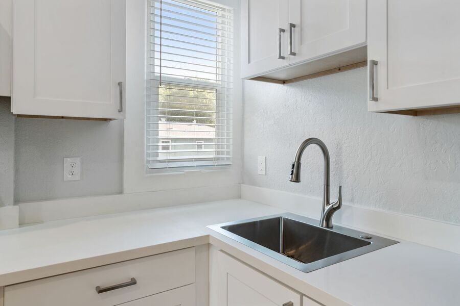 159 Emerson St #04 - Photo 5 of 32