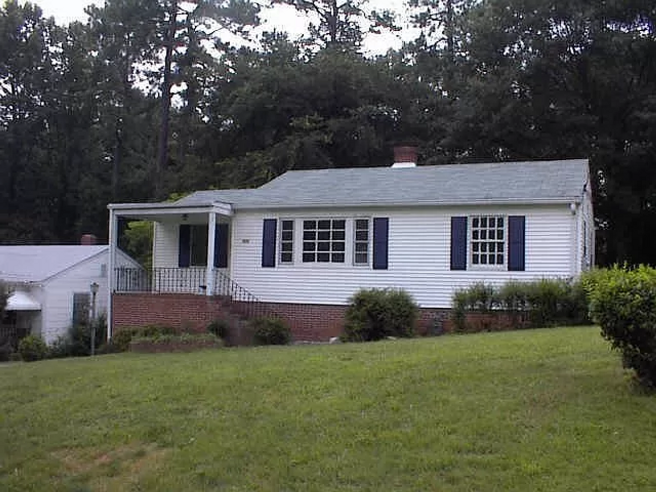 1830 Broadwell St Sw - Photo 2 of 2