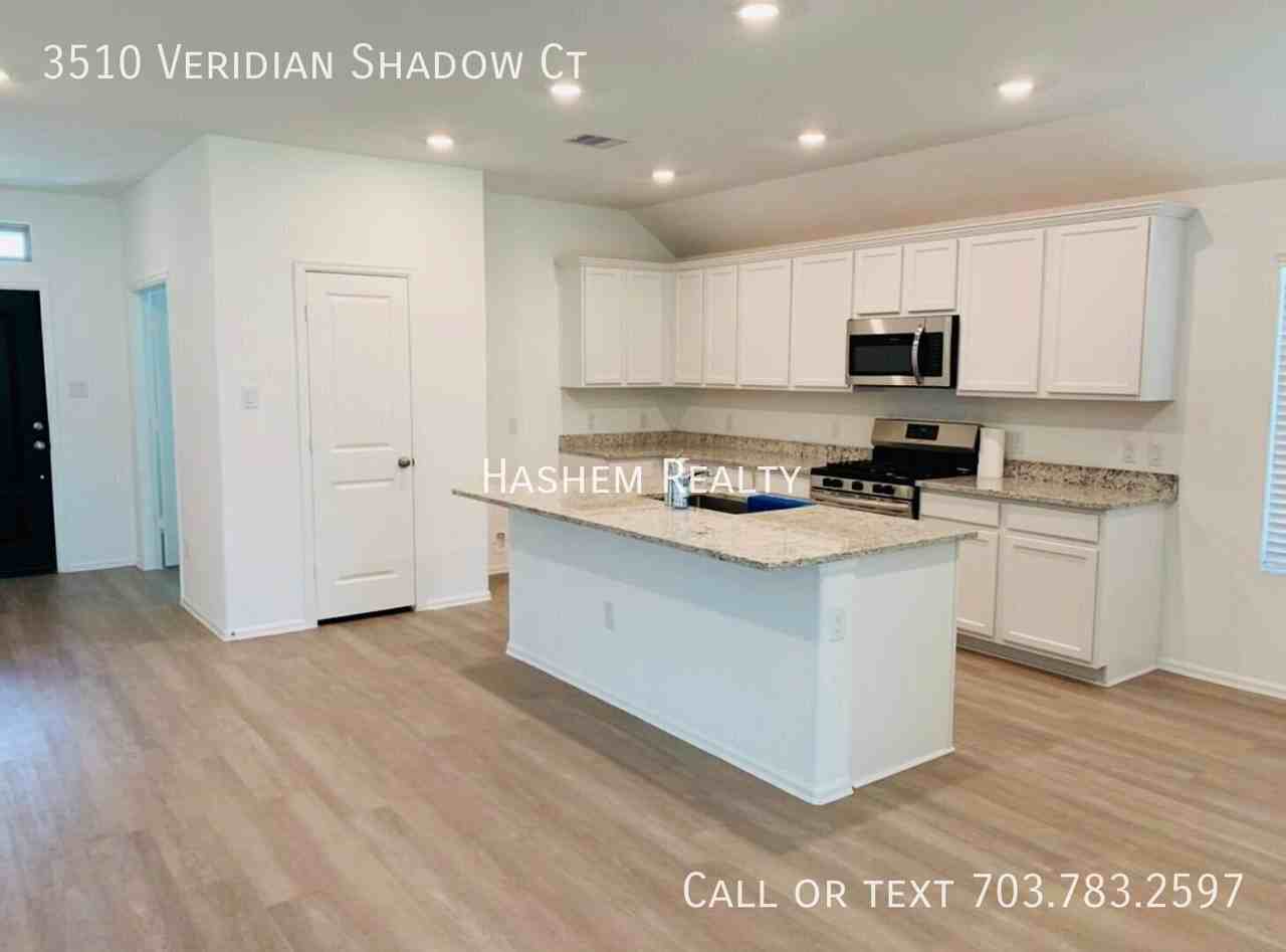 3510 Veridian Shadow Ct - Photo 2 of 15