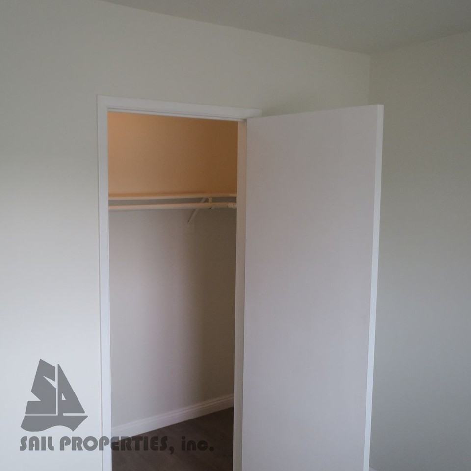 5662 Eastbourne Walk - Photo 7 of 31