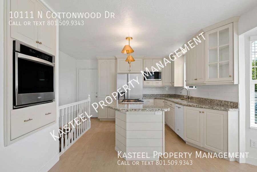 10111 N Cottonwood Dr - Photo 4 of 27