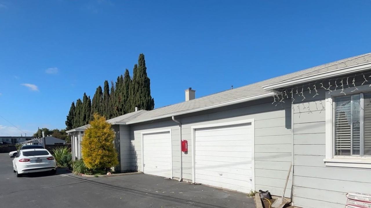 1579 & 1593 163rd  Avenue - Photo 4 of 9