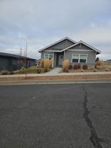 1074 Se Balsamroot Ln - Photo 1 of 1