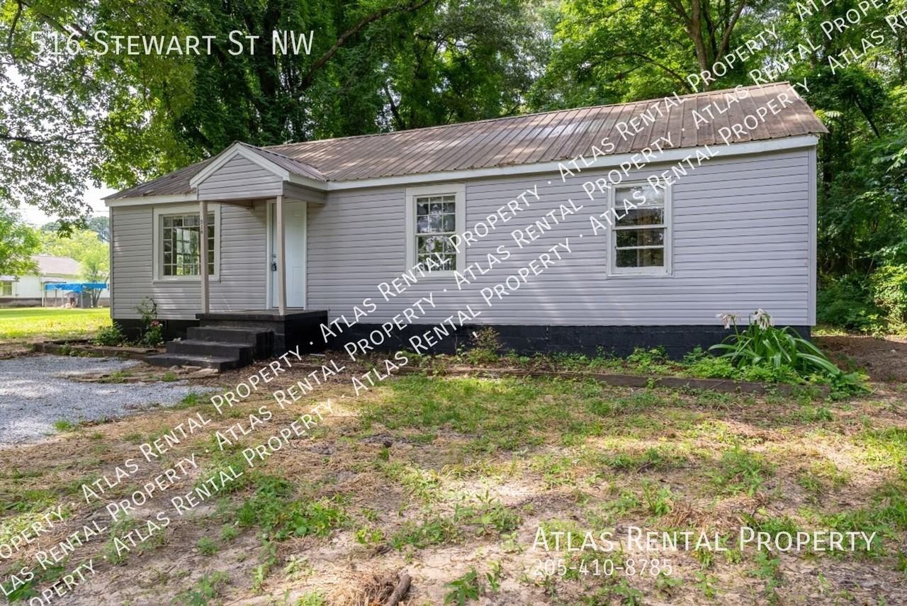516 Stewart St Nw - Photo 2 of 21