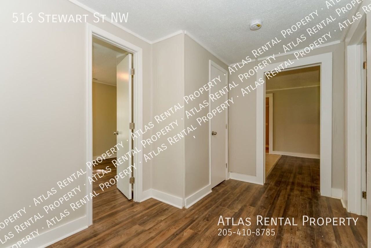 516 Stewart St Nw - Photo 5 of 21