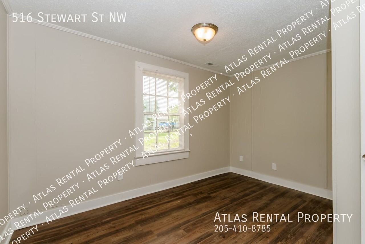 516 Stewart St Nw - Photo 6 of 21
