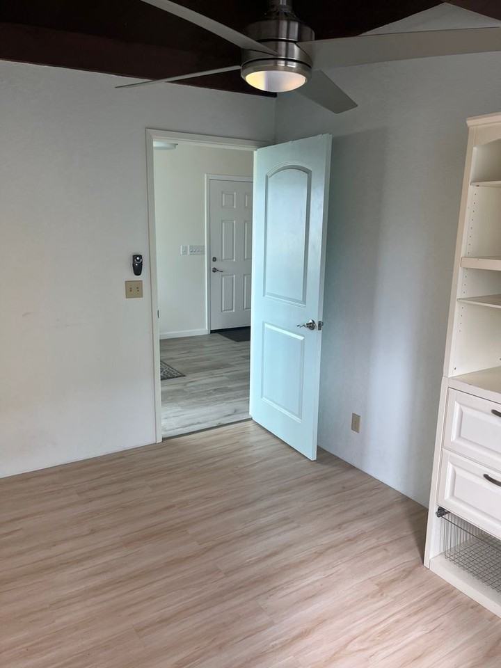 99-1006 Puumakani St - Photo 6 of 10