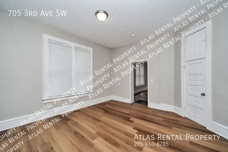 705 3rd Ave Sw - Photo 6 of 19