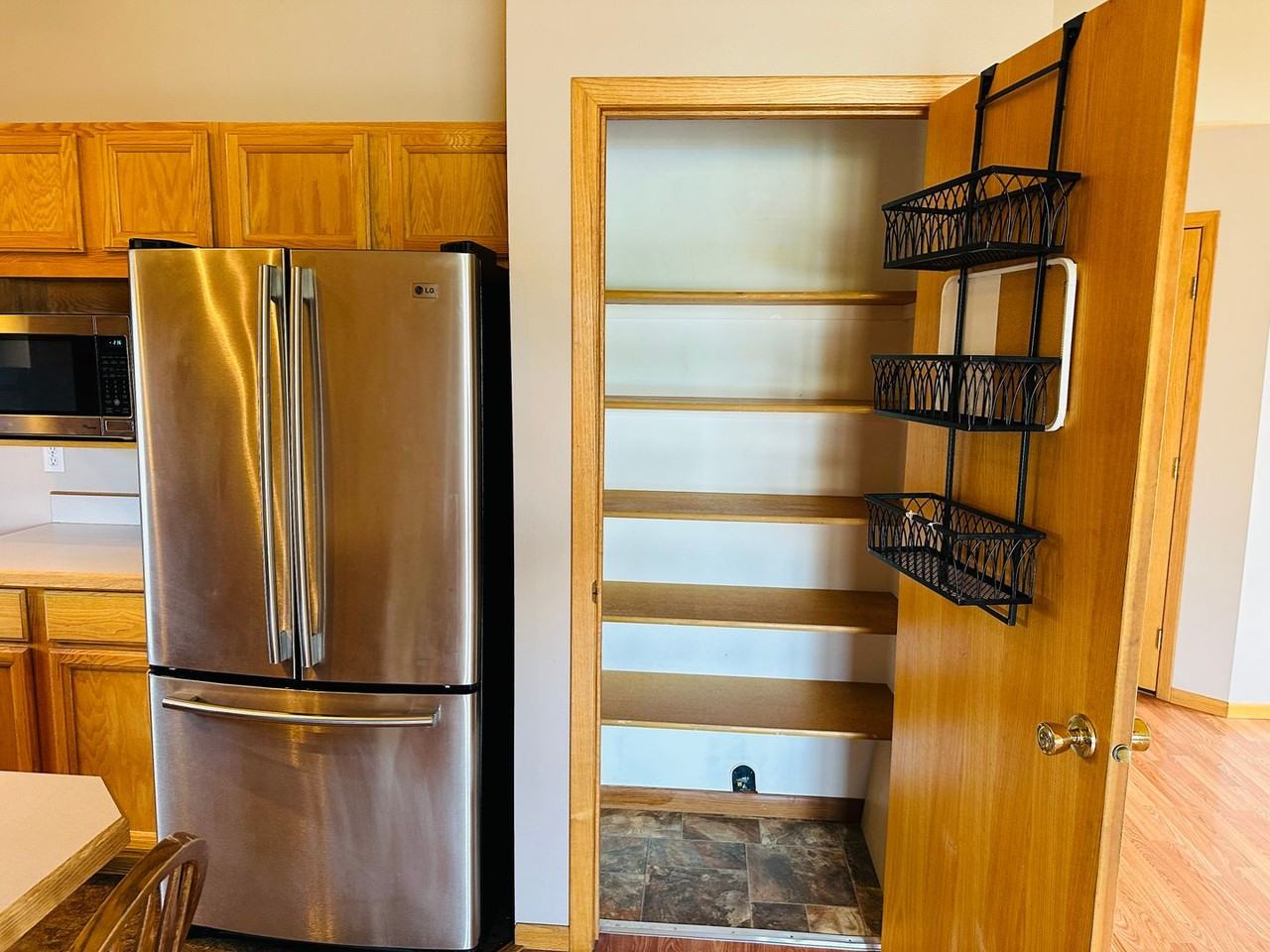 812 Caroline St - Photo 6 of 39