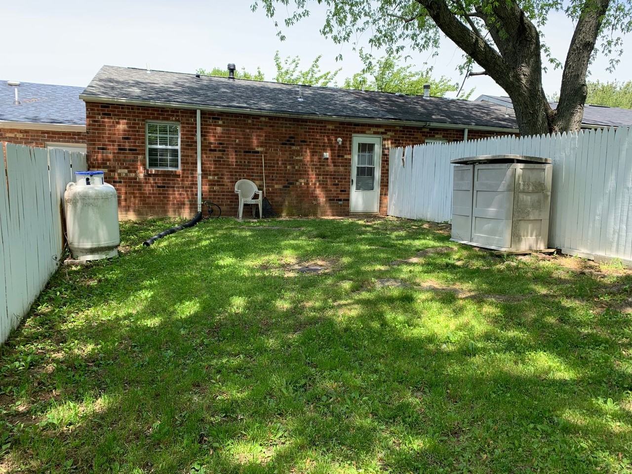 2114 Pasternak Pl - Photo 6 of 10