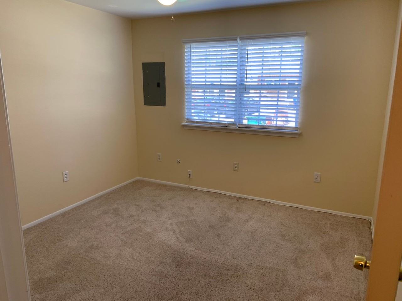 2114 Pasternak Pl - Photo 7 of 10