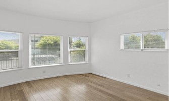 featured image of 1084 24th St
