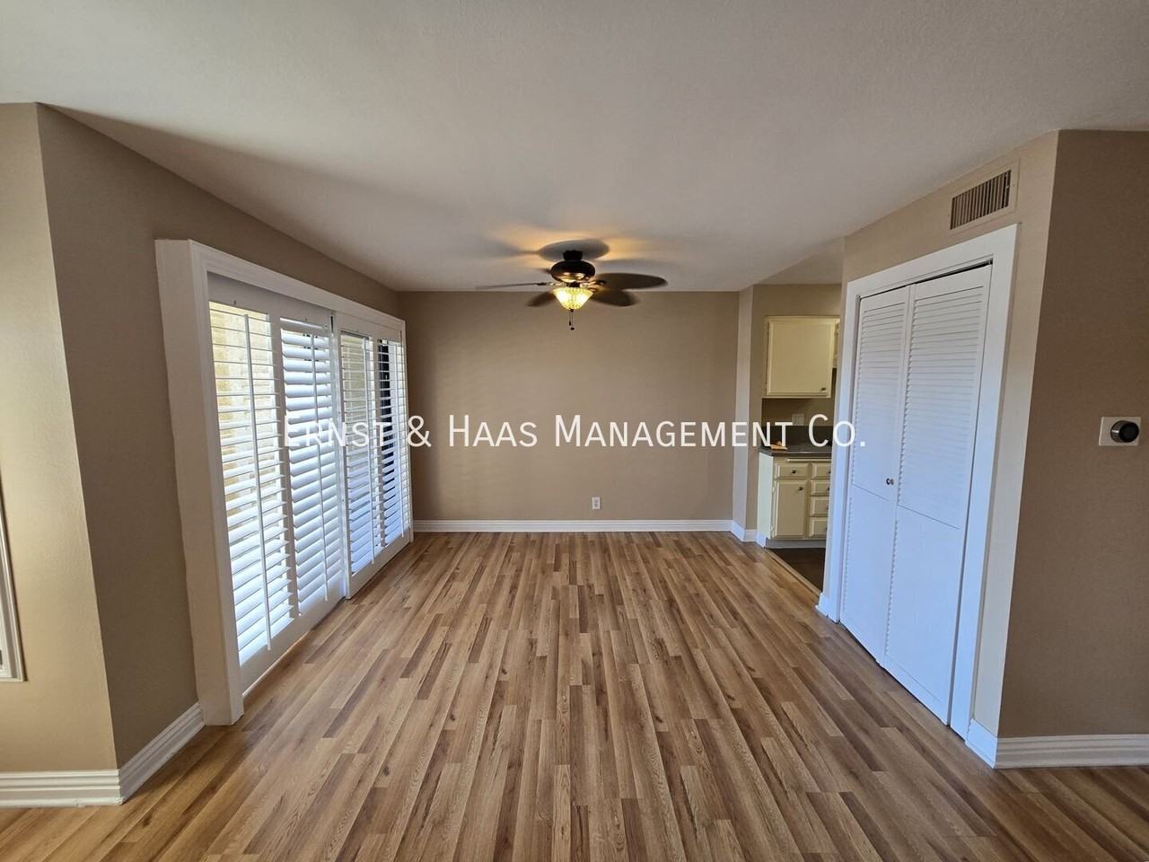 849 E Victoria St #311 - Photo 6 of 27