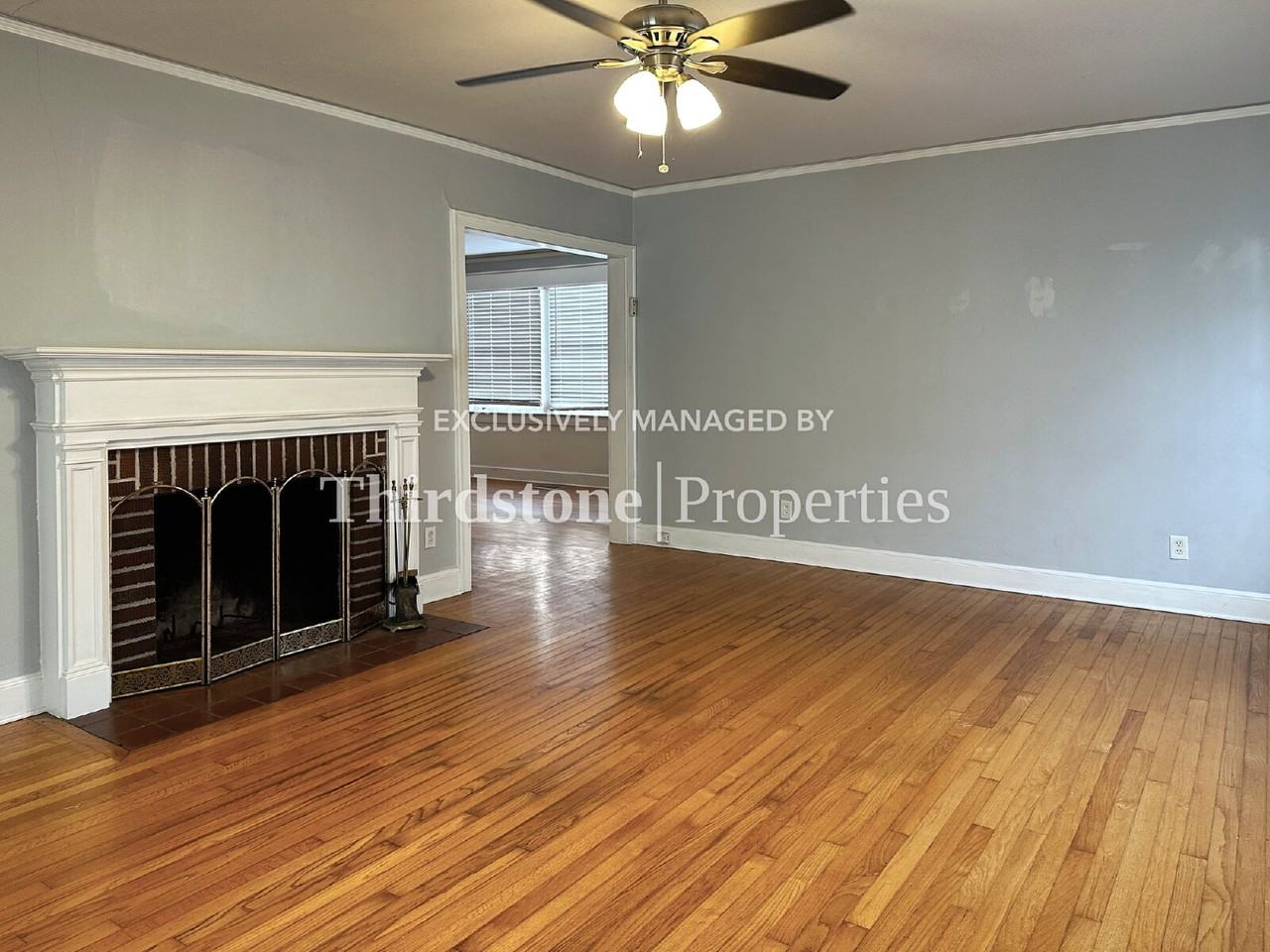 2781 Riverside Ave - Photo 5 of 35