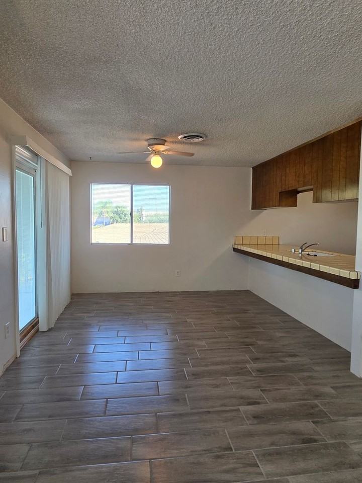 3112 La Costa St #D - Photo 4 of 19