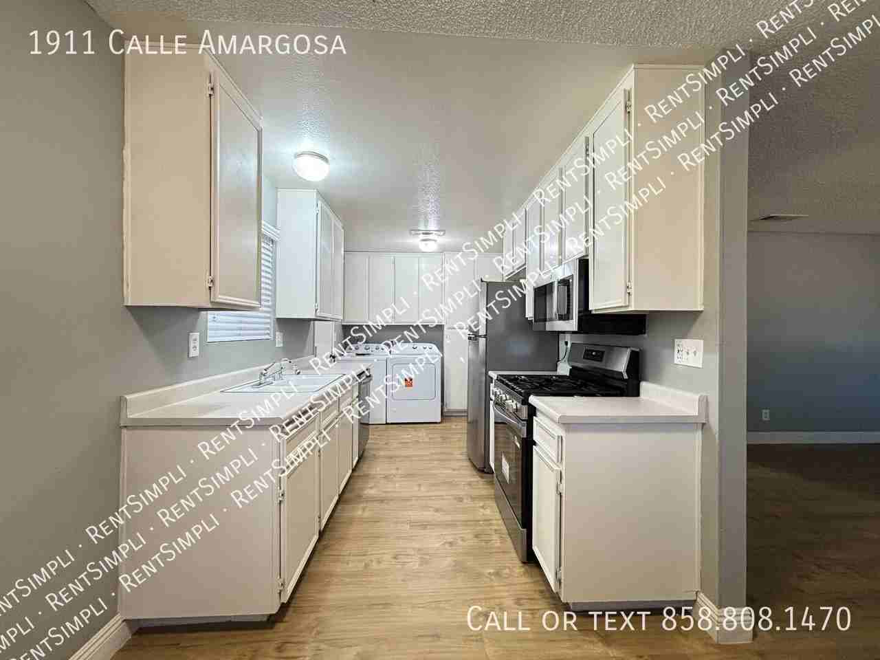 1911 Calle Amargosa - Photo 4 of 19