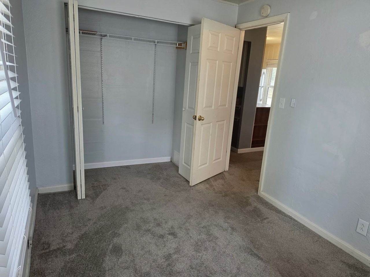 129 Eaton Ave - Photo 3 of 8