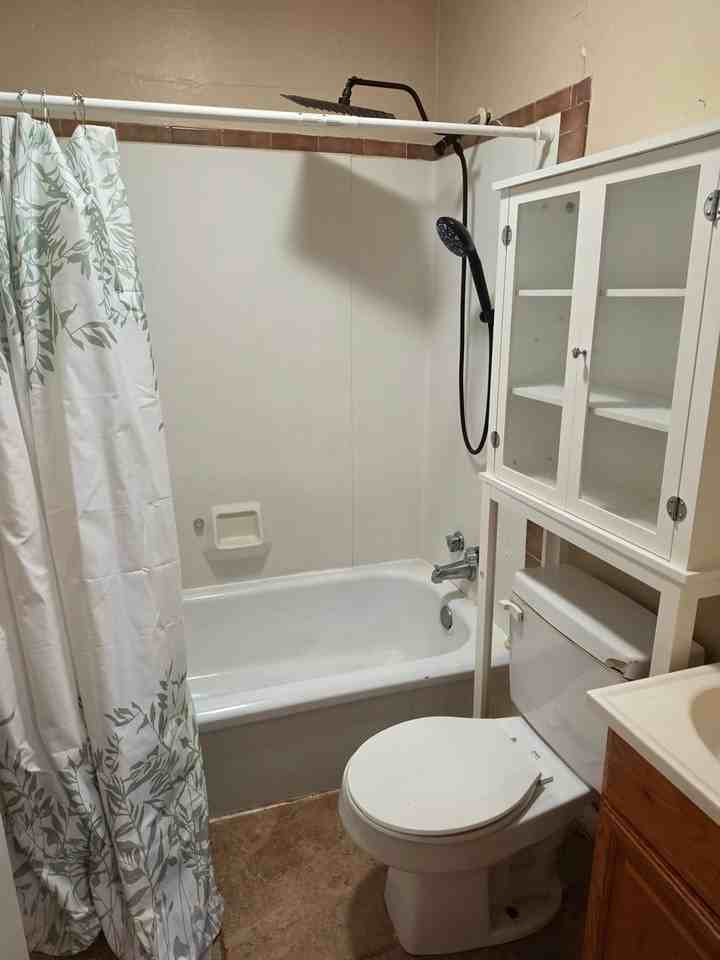 129 Eaton Ave - Photo 5 of 8
