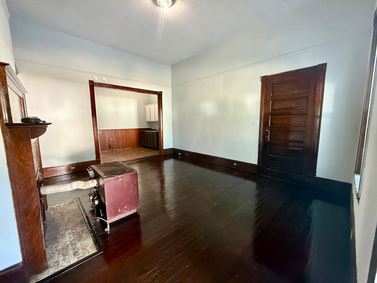 215 W Bryant St #A - Photo 2 of 10