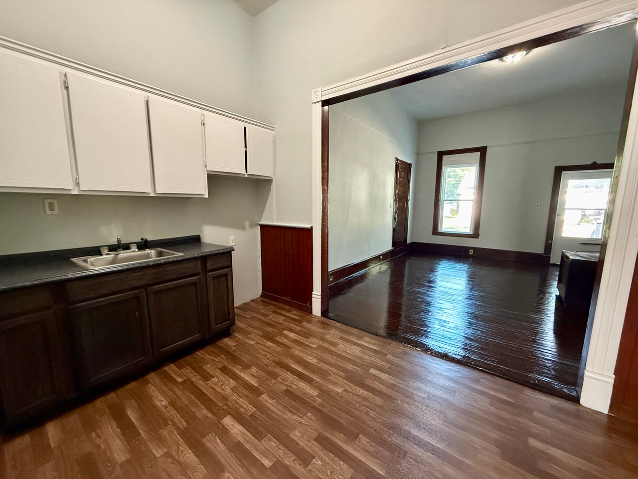 215 W Bryant St #A - Photo 5 of 10