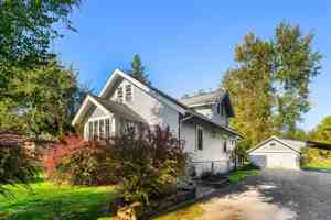 featured image of 8217 Mountain Ave Se