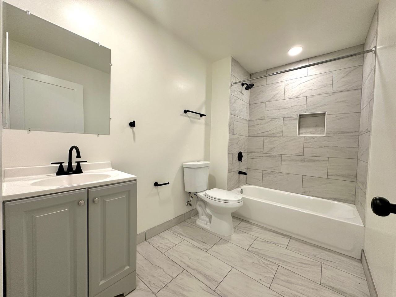 1412 1/2 N Hazard Ave - Photo 6 of 12