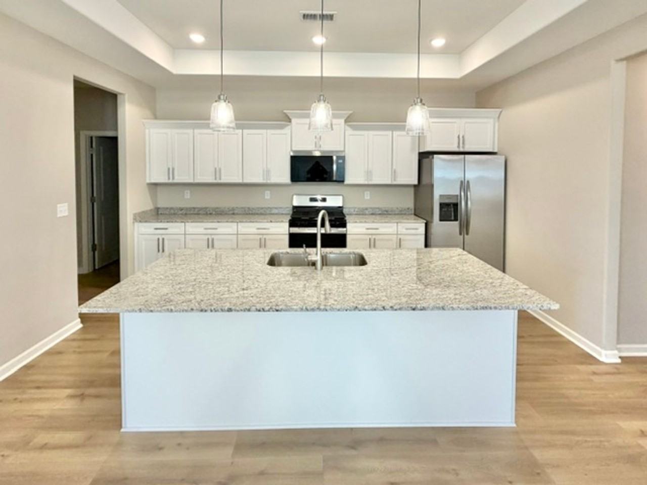 365 Green Willow Dr - Photo 4 of 11