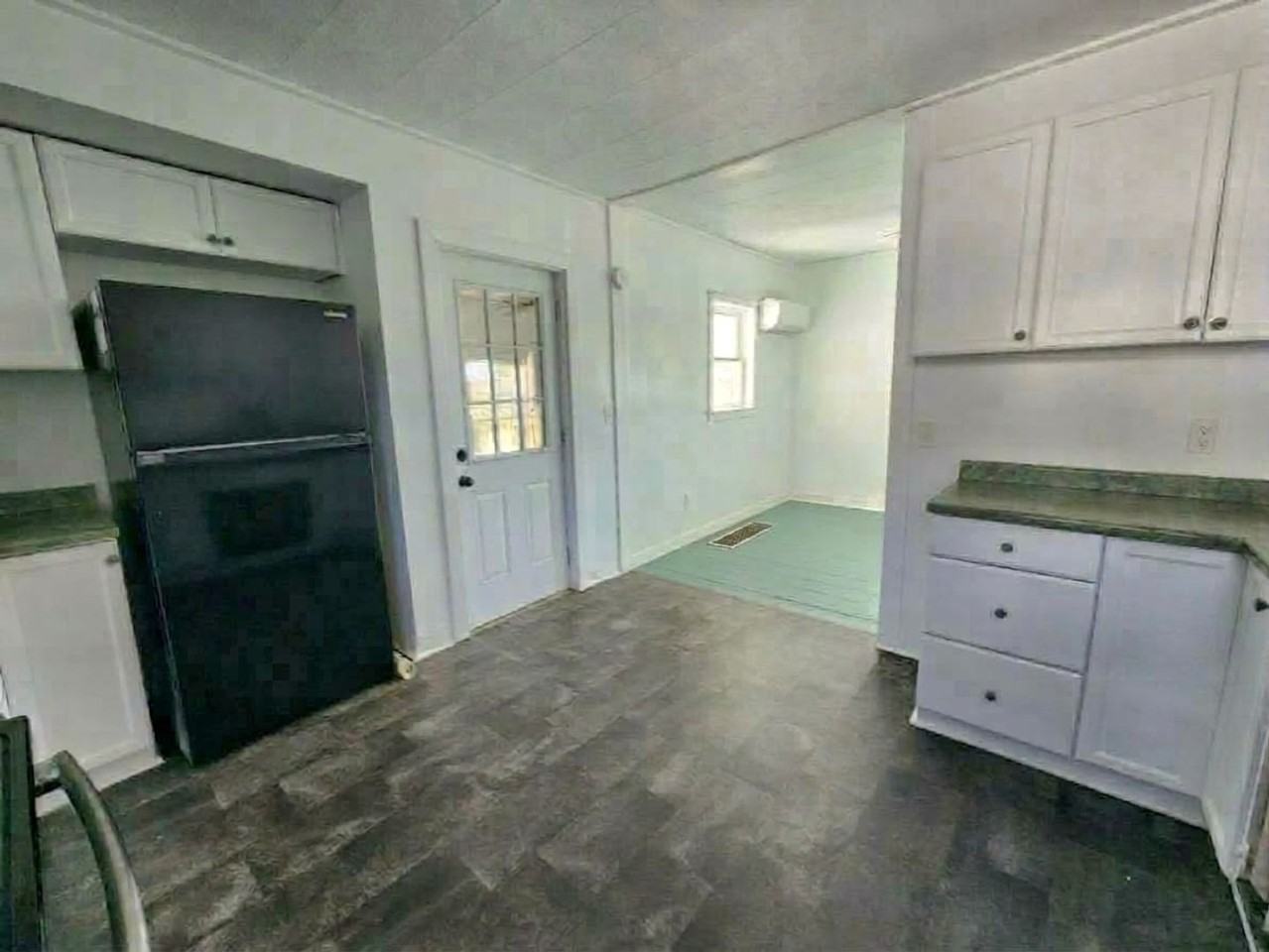 1 Elm St - Photo 3 of 29