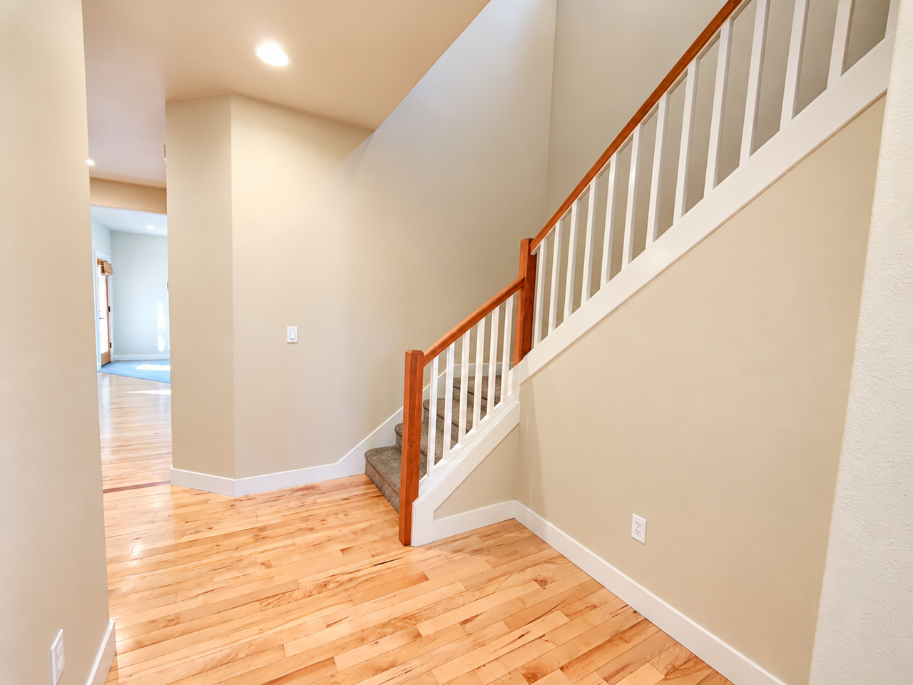 3141 Ne Monte Vista Ln - Photo 6 of 44
