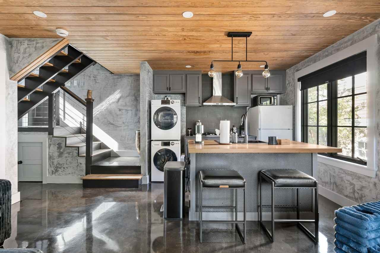250 Rutledge Ave - Photo 5 of 17