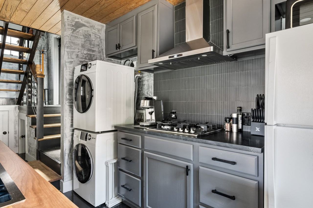 250 Rutledge Ave - Photo 6 of 17