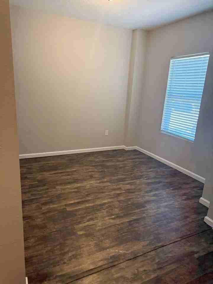 15824 Surfbird Ct - Photo 4 of 37