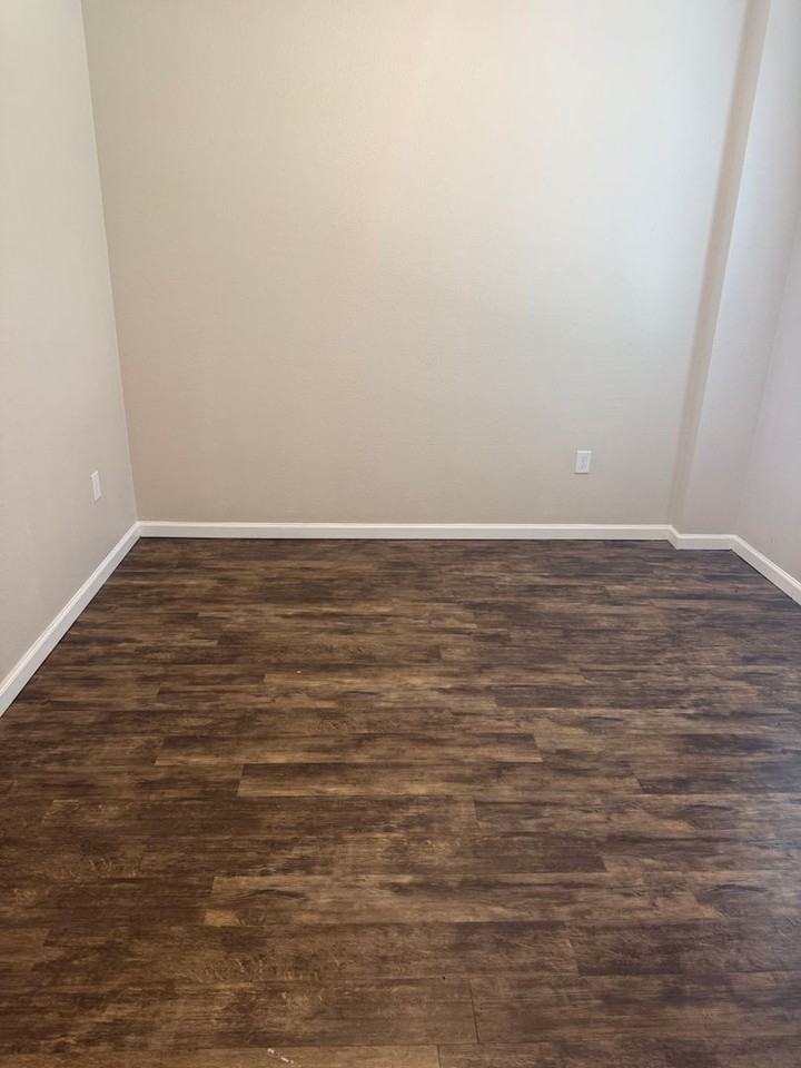 15824 Surfbird Ct - Photo 5 of 37