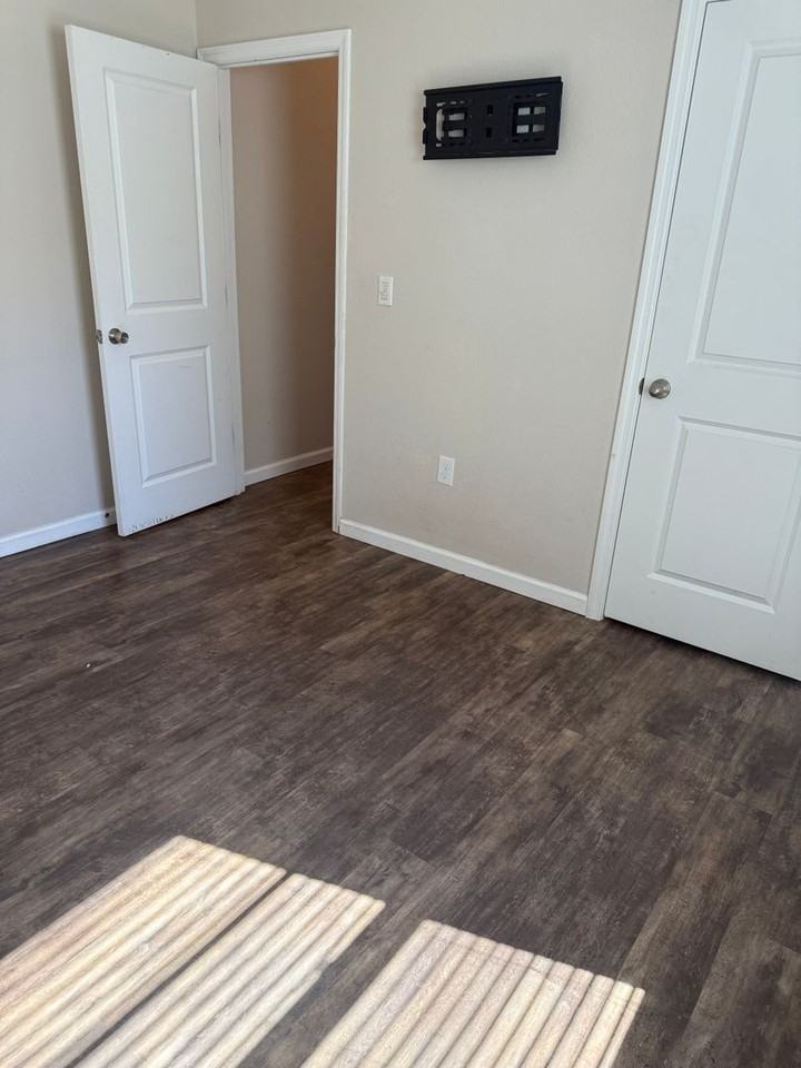 15824 Surfbird Ct - Photo 7 of 37