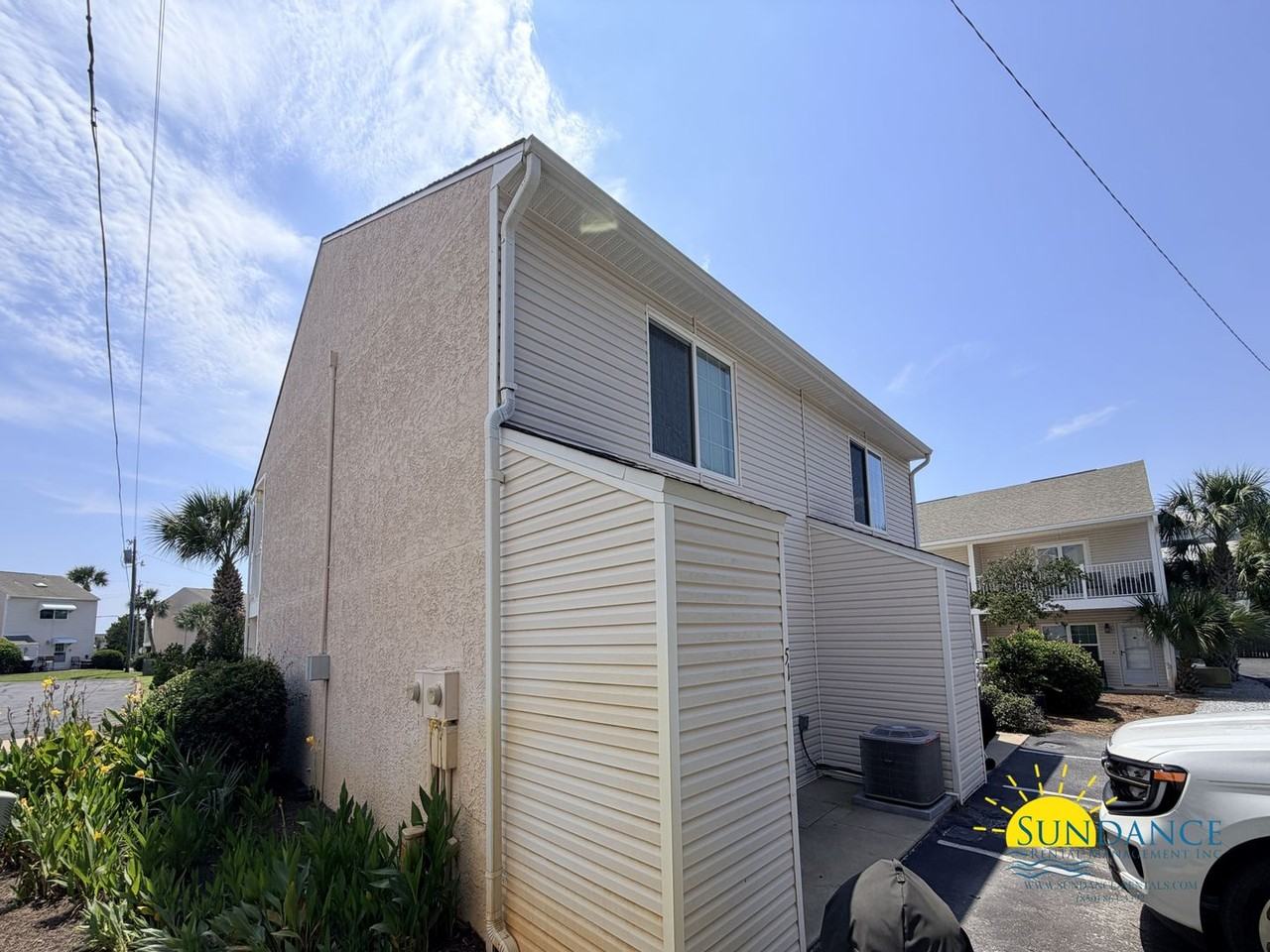 241 Ellis Rd - Photo 4 of 27