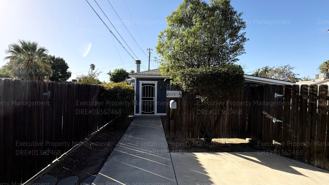 2115 Lester St - Photo 1 of 1