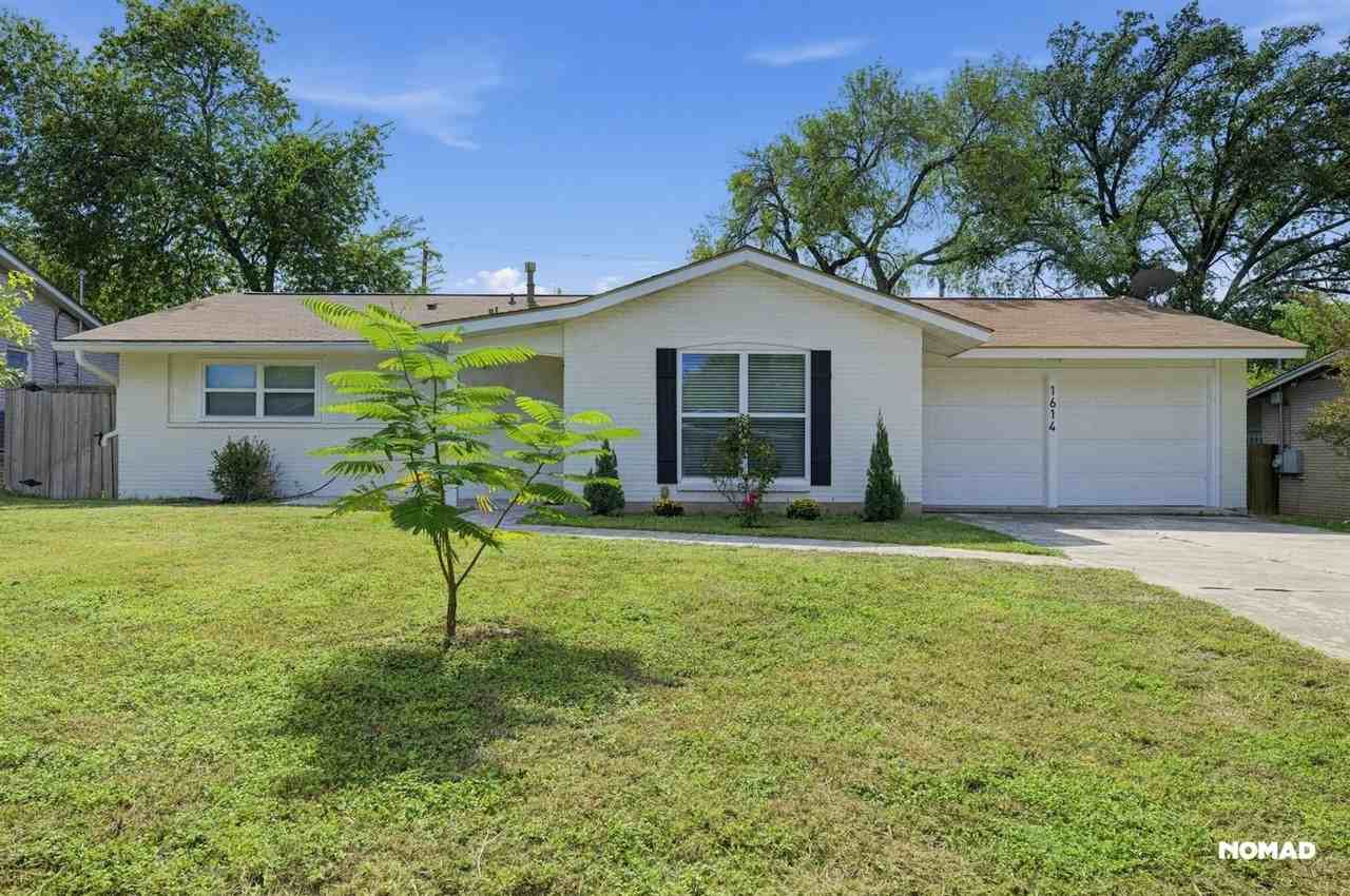 1614 Merriford Ln - Photo 2 of 33