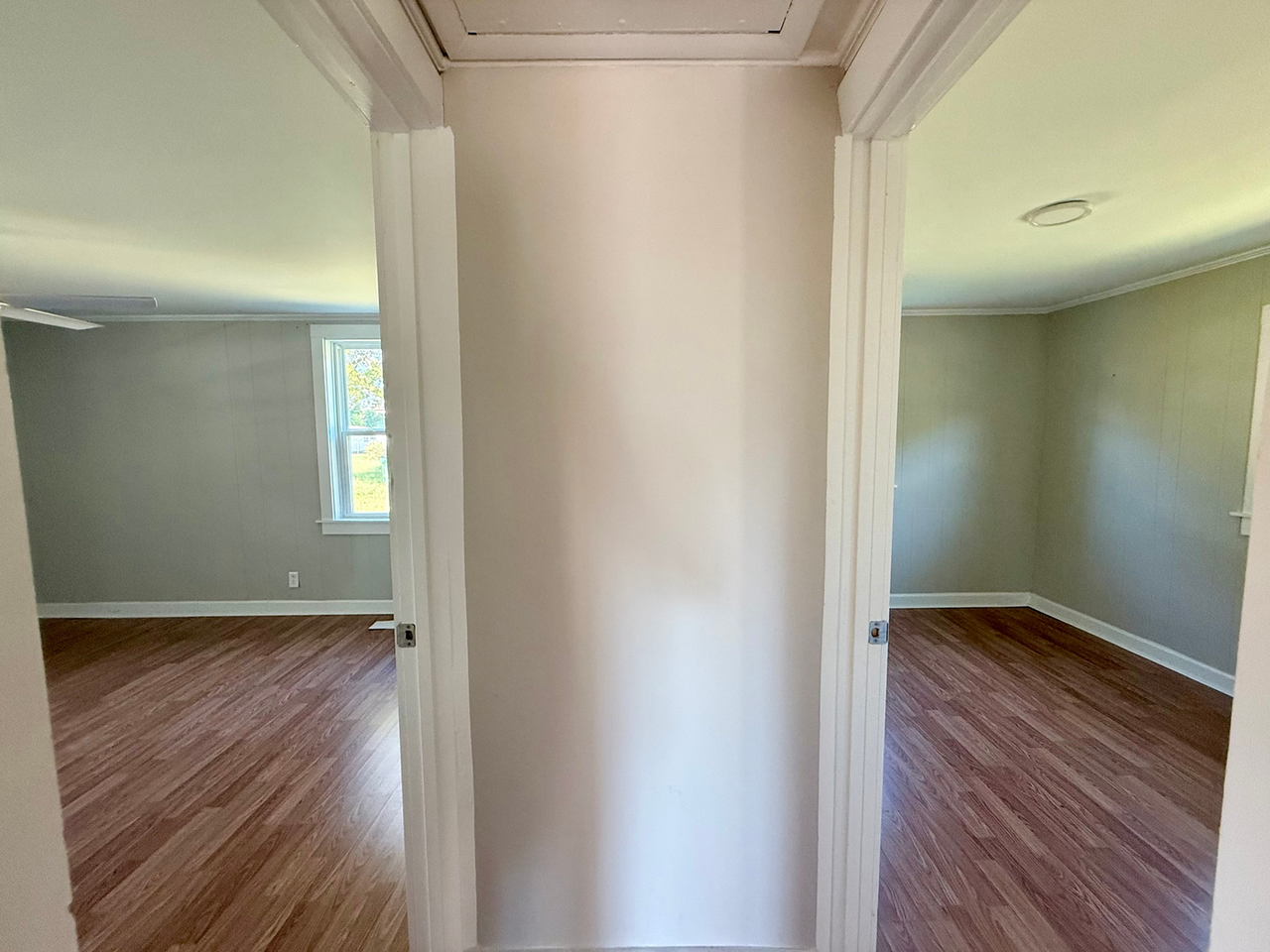 252 Craig St - Photo 6 of 14