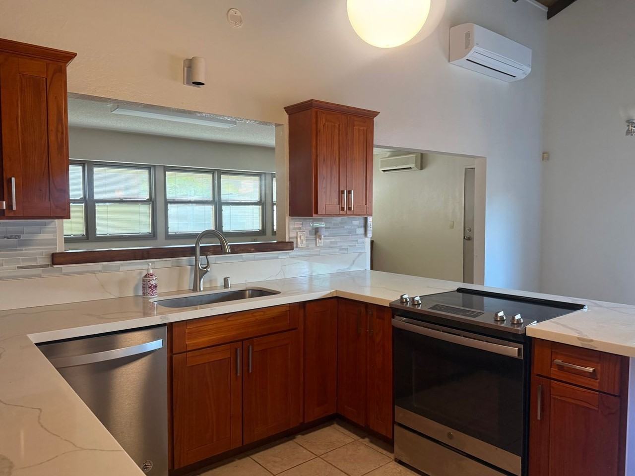 94-348 Apele St - Photo 2 of 29