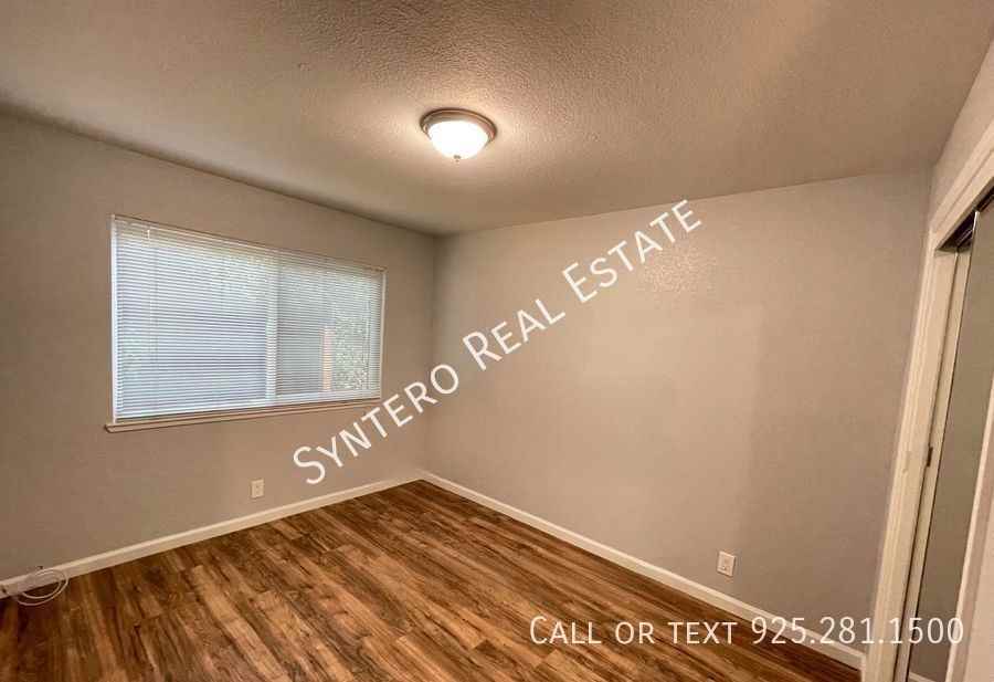 1595 3rd Ave #D - Photo 4 of 6